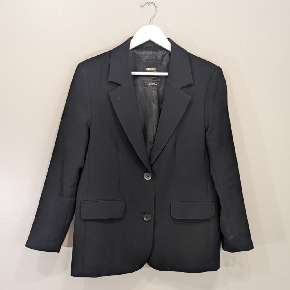 Pull & Bear Blazer Classic Office Quiet Luxury Preppy Timeless Layer - Size M